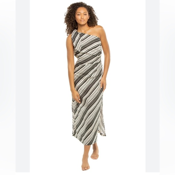 Kivari, 100% Linen Sara One-Shoulder‎ Asymmetrical
Midi Dress, Black/White, 8 - Picture 3 of 13